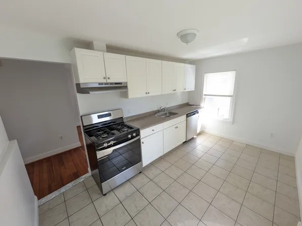 6 Pearl St, Medford, MA 02155