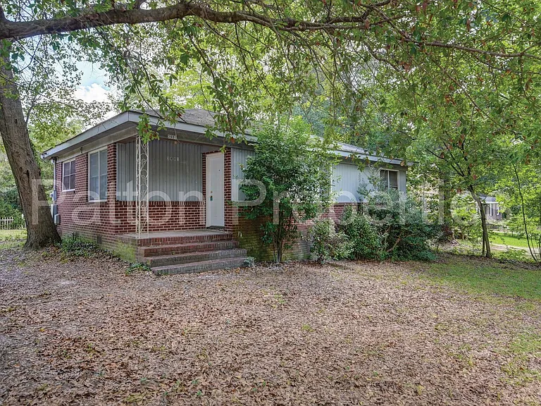 3901 Bright Ave — Photo 2