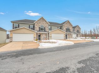 12 Anna Dr, Hanover Township, PA 18706