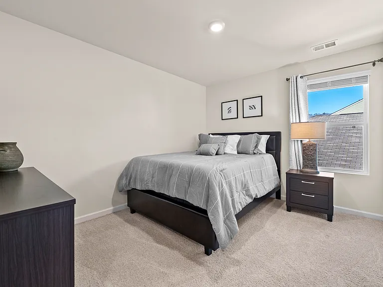Guest #1 bedroom with Queen size bed