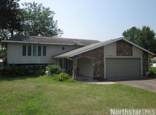 1426 Highview Ave, Eagan, MN 55121