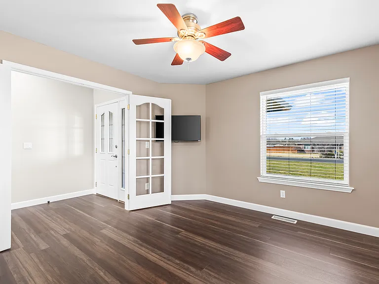 7700 Ryegrass Rd — Photo 9