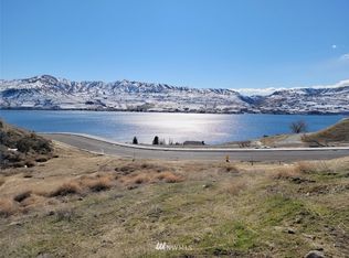 288 Apple Ave, Chelan, WA 98816