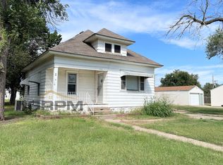 1102 E 6th Ave, Hutchinson, KS 67501