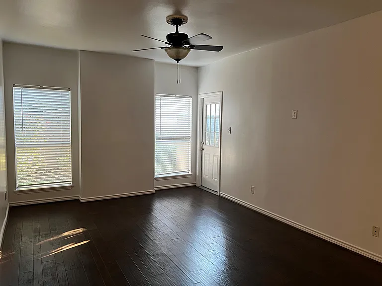 10047 Westpark Dr #9 — Photo 8