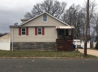 363 E End Ave, Belford, NJ