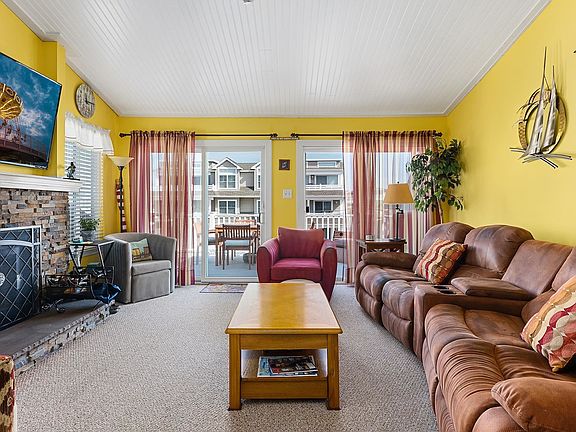 5th image of 30 55th St W