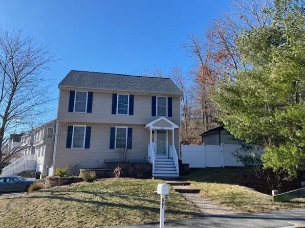 869 Wellington Hill Road, Manchester, NH 03104