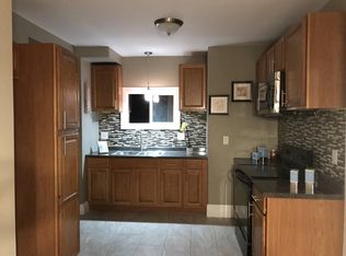 43 Burton St, Springfield, MA 01108