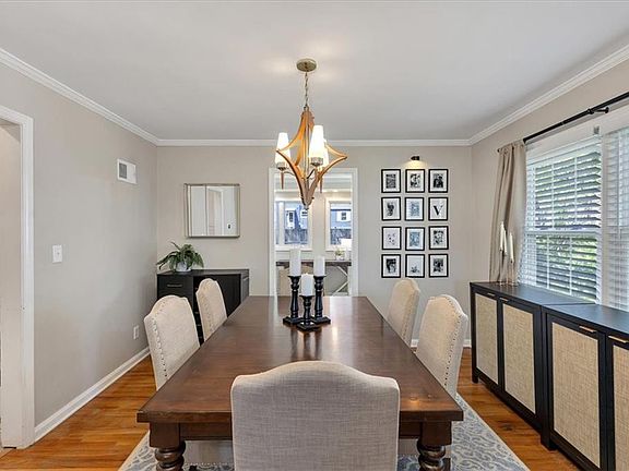 5th image of 4910 W 58th St