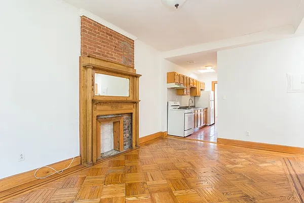 Rented by MNS | media 8