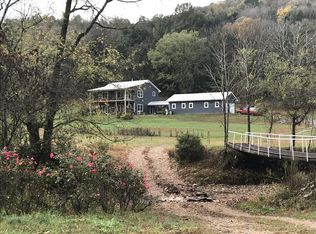 176 Serendipity Ln, Bradyville, TN 37026