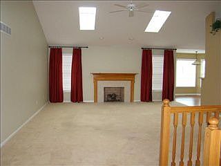 4th image of 4282 Donald Dr