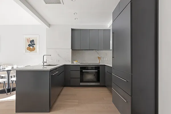 Sold by Corcoran | media 21