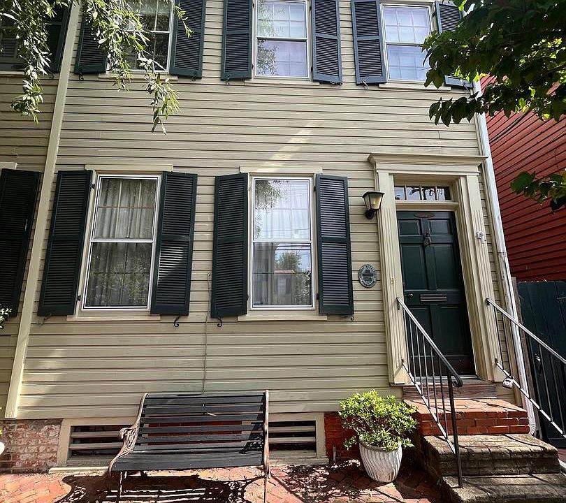 1st image of 1213 Prince St