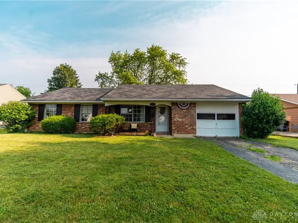 1151 Londonderry Dr, Vandalia, OH 45377