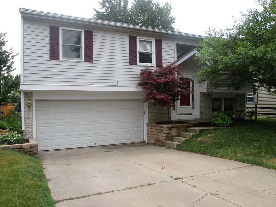 Nice curb appeal!