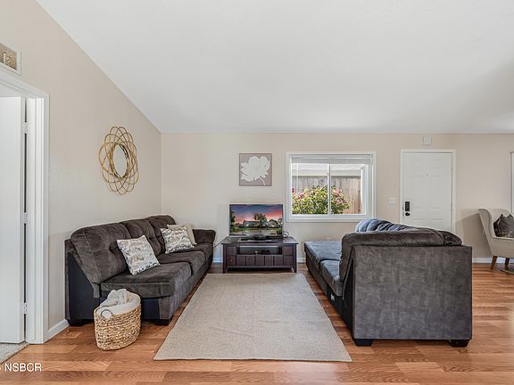 4th image of 3446 Greenacre Dr
