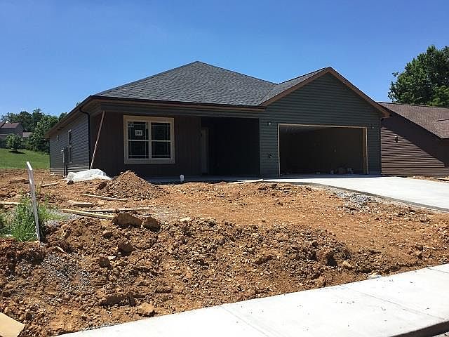 2nd image of 210 Glen Ellen Lndg Lot 210