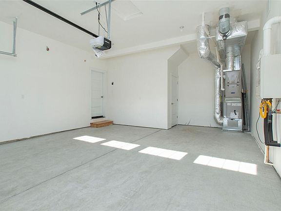 3rd image of 9738 6th Ave SE
