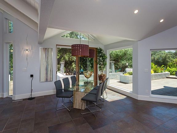 5th image of 13660 Kell Ct