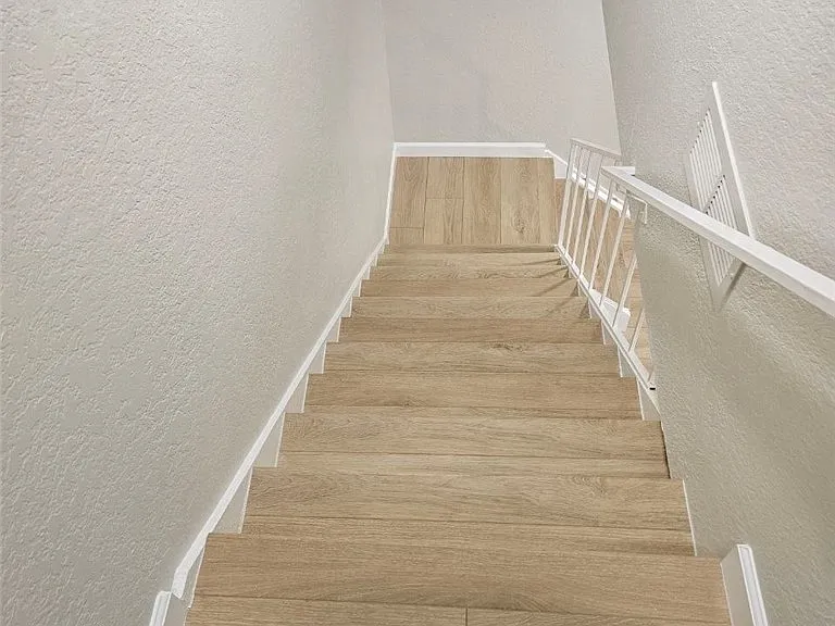 16630 Shenandoah Ave — Photo 13
