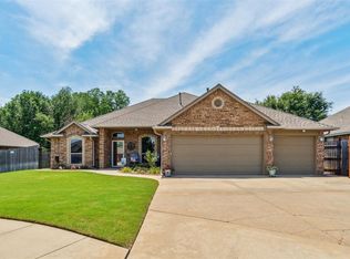 12409 Gaylon Cir, Oklahoma City, OK 73170