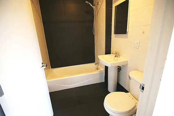 Rented by Owner | media 28