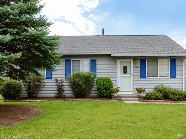 16222 Hillsbriar Dr, Romulus, MI 48174