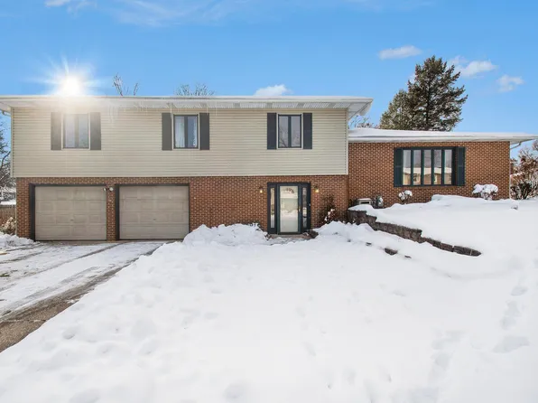 51043 Shady Ln, Elkhart, IN 46514