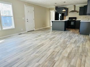 672 Queens Rd, Gainesville, FL 32607