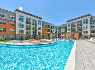 Arabelle Lincoln Station, Lone Tree, CO 80124