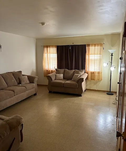 5200 W Fletcher St — Photo 7
