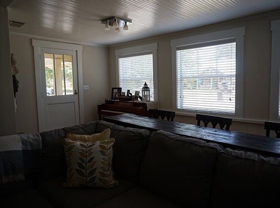 Beautiful large windows = lots of natural light!