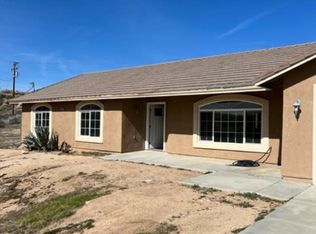 15534 Halinor St, Hesperia, CA 92345