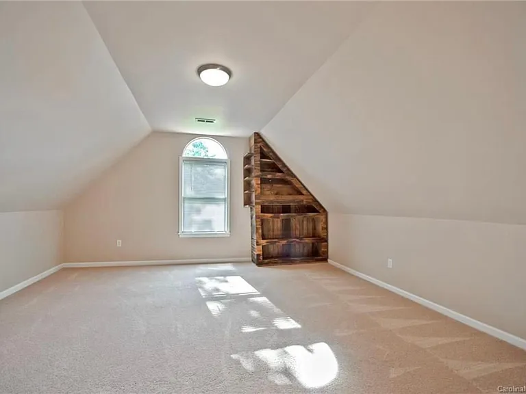 Bonus room