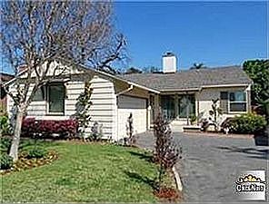 Sunny & Bright House on Quiet Street Adjacent to Million Dollar Houses