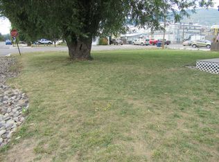 1016 Chestnut St, Sandpoint, ID 83864