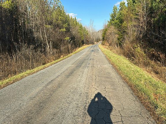 4th image of 2292 Wheeler Rd