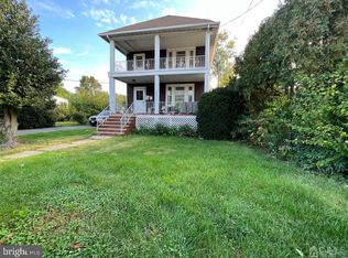 9 Vine St, Fords, NJ 08863