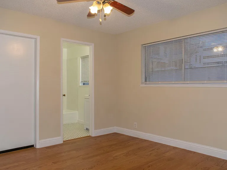 2297 Sutter St — Photo 12