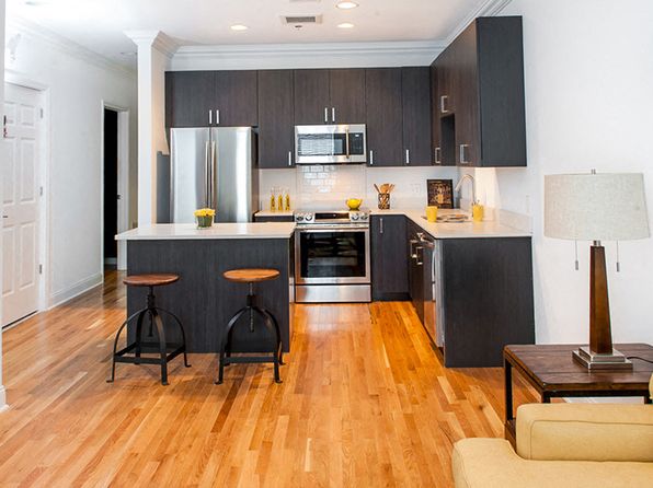 121 W Main St #3G