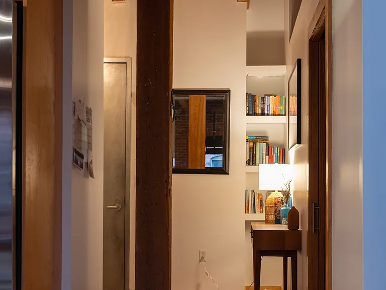 21 Wormwood St #609 — Photo 15