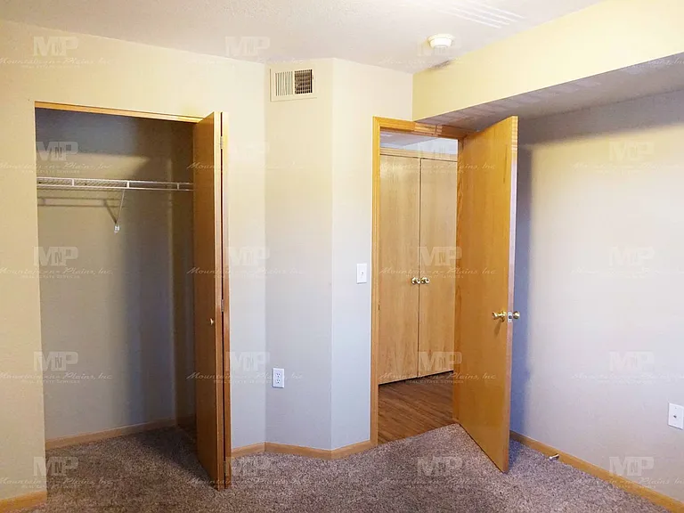 1221 University Ave #B204 — Photo 6