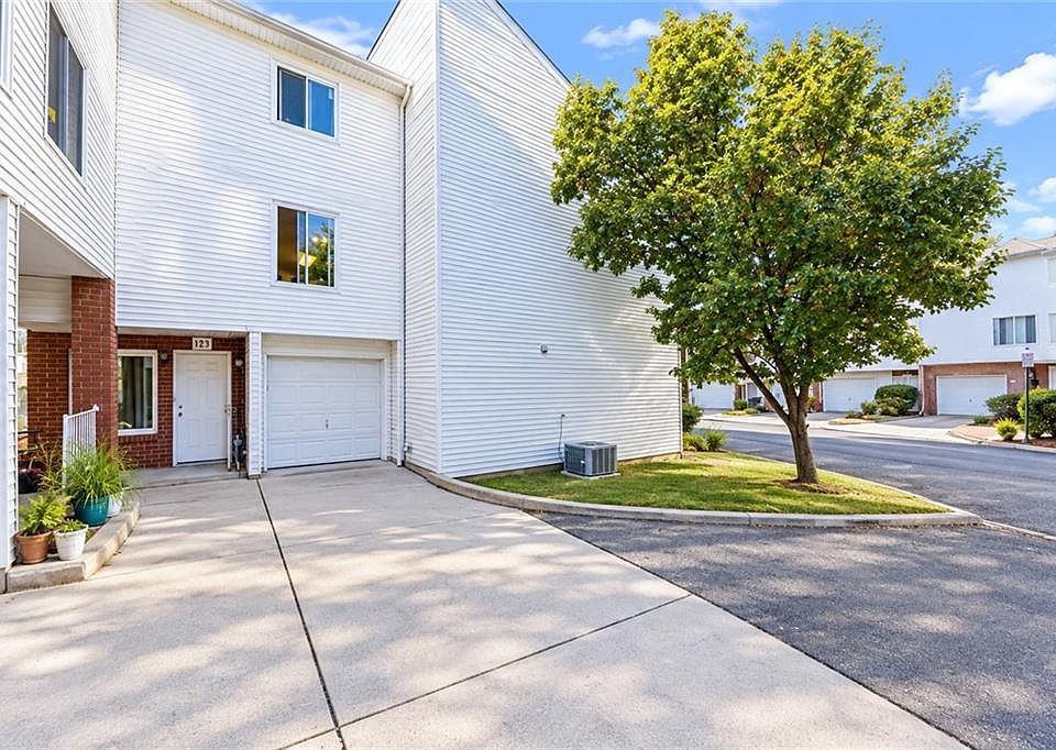 1st image of 123 Jamie Ln