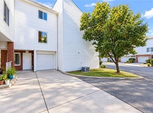 123 Jamie Ln, Staten Island, NY 10312