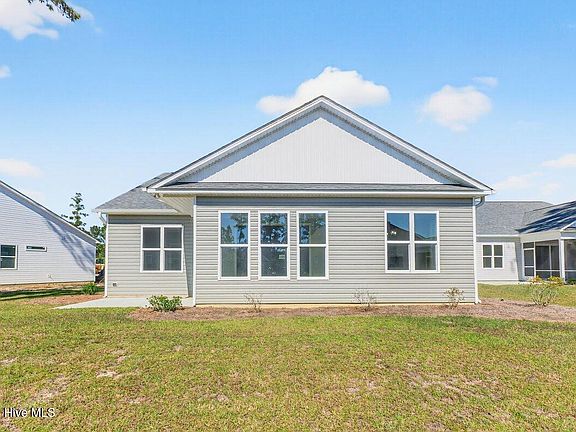 4th image of 3797 Summer Breeze Court NE