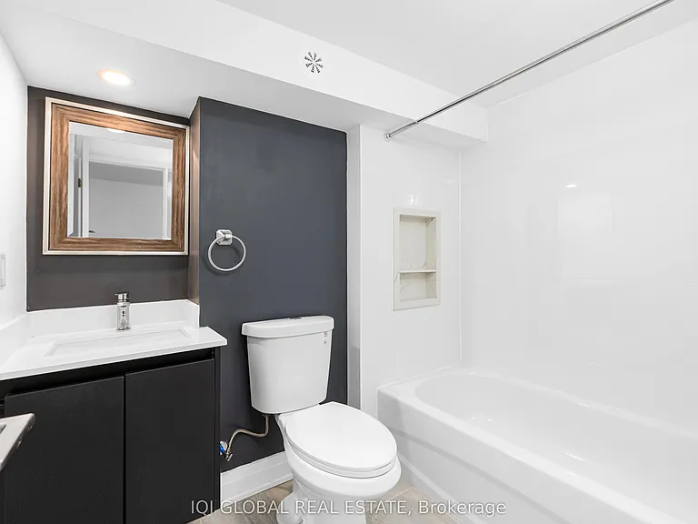 633 Ossington Ave #BASEMENT — Photo 6