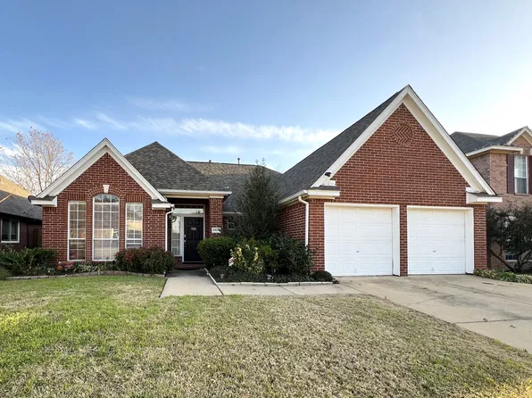 5424 Glen Canyon Rd, Fort Worth, TX 76137