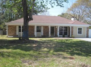 4703 Hawthorne St, Pascagoula, MS 39581